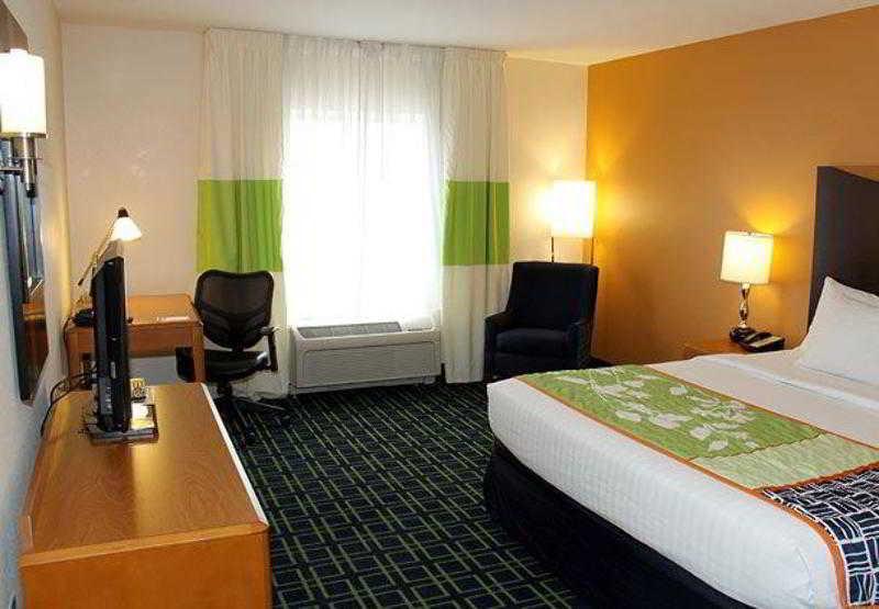 Fairfield And By Marriott Wayne Hotel Fort Wayne