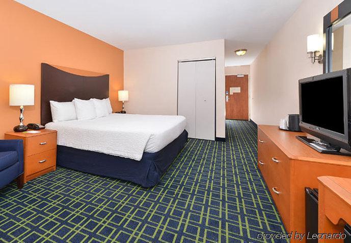 Hotel Fairfield And By Marriott Wayne 3*