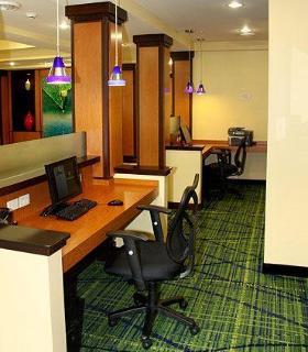 Hotel Fairfield And By Marriott Wayne 3*