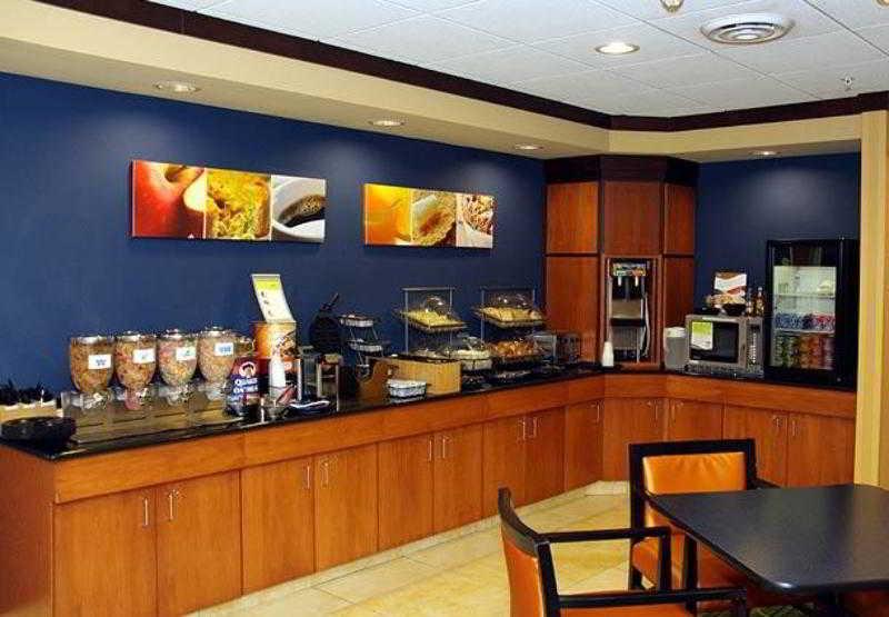 Fairfield And By Marriott Wayne 3*